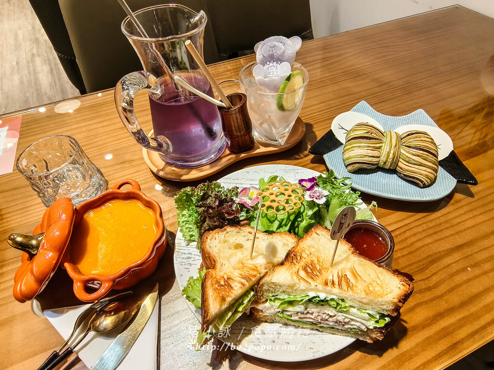 [食記] 高雄.岡山-Wowの店-專賣可頌的輕食咖啡廳